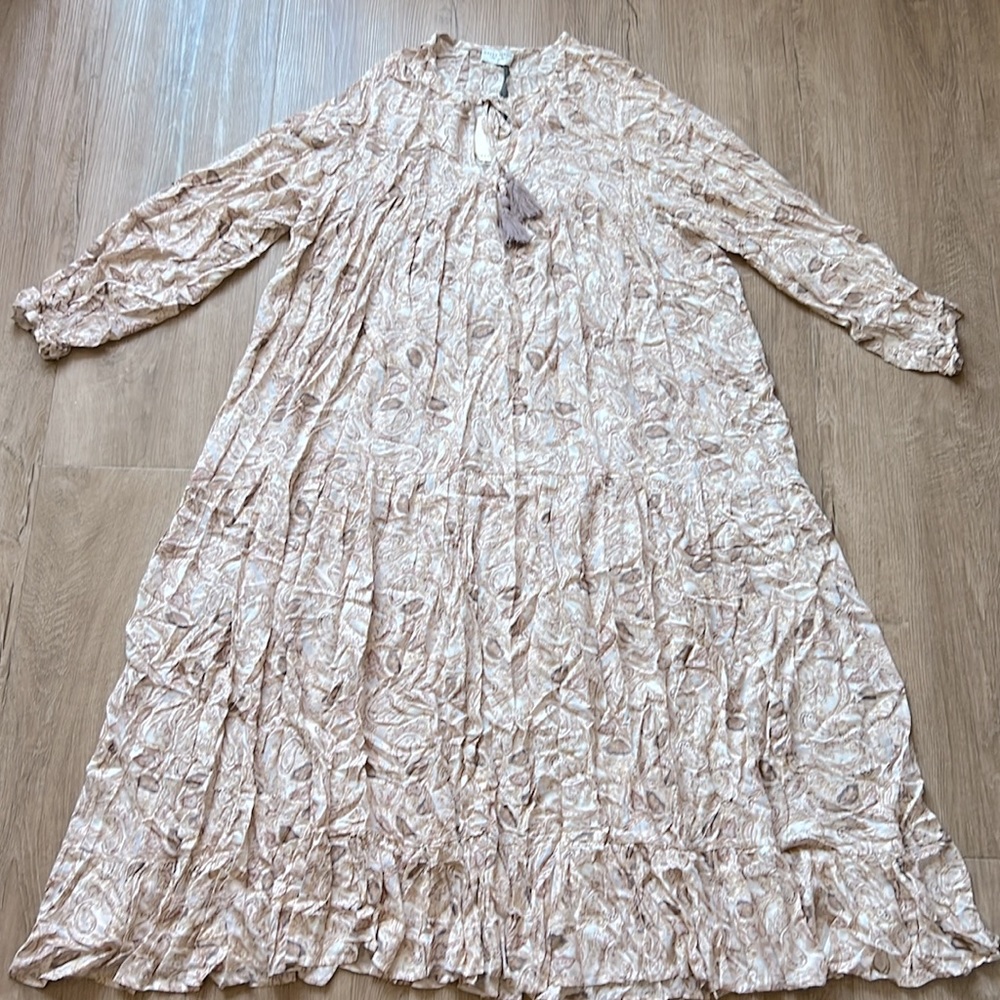 Dress Forum Women’s Bohemian Paisley Oversized Long Sleeve Dress Size Medium